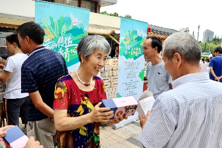 世茂服务x世茂彩虹中心公益行动全国15座城市温暖上演